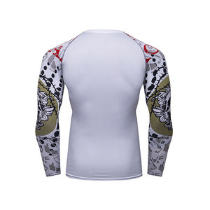 Rashguards de MMA al por mayor para hombre, hechos en Pakistán, de la mejor calidad, manga corta, de secado rápido, para venta en línea. - Product Image 3
