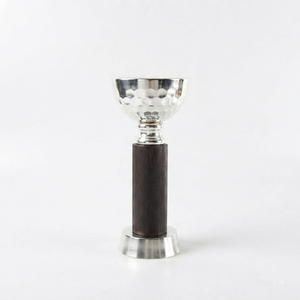 Elegante Juego de Quemadores de Incienso de Metal Plateado Martillado y Madera Oscura en Dos Tamaños, Decoración Contemporánea para Espacios de Vida con Estilo - Product Image 2