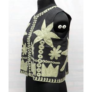 Chaleco de Plumón A2ZCraftBazar con Bordado Floral Único, Ecológico, Transpirable, de Secado Rápido, de Alta Calidad, Cómodo para el Invierno - Product Image 5