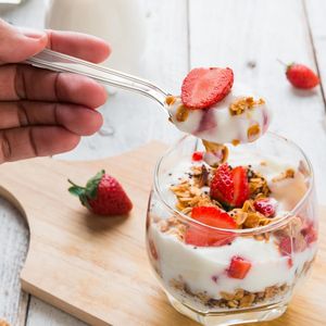 360 Cucchiai Monouso Senza BPA, in Plastica Trasparente, Resistenti al Calore e Robusti, Qualità Premium - Product Image 4