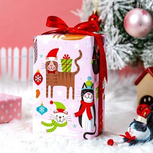 Rotolo di Carta da Regalo Natalizia con Gatto Rosa e Pois, Carta da Regalo Reversibile con Decorazioni Natalizie, Accessori per le Festività - Product Image 3