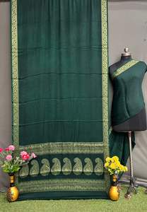 Sari Tradicional Premium de Seda Bandhej, Auténtico Teñido a Mano de Rajastán para Festivales, Bodas, Fiestas y Ocasiones Especiales - Product Image 6