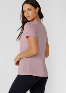 เสื้อยืดผู้หญิงคอตตอน 100% คอกลม แขนสั้น ทรงปกติ ขายส่ง - Product Image 3