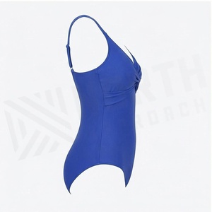 Ensemble de yoga 2 pièces imprimé papillon bleu avec finition dorée, body à col en V profond et jupe portefeuille longueur genou - Product Image 3