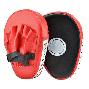 Guantes de Boxeo Personalizados 2026 de Cuero PU Ultraligeros con Correa de Muñeca de Alta Calidad, Cubierta para Mayor Velocidad y Almohadilla Estabilizadora para Golpes - Product Image 1