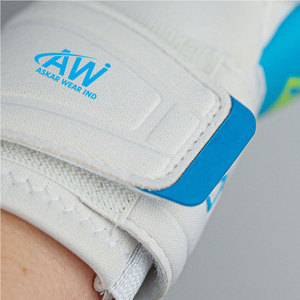 Guantes de Portero de Primera Calidad, Duraderos, con Agarre Fuerte y Ajuste Cómodo para Entrenamiento Profesional y Partidos - Product Image 6