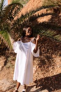 ชุดเดรสลำลองฤดูร้อนแบบเรียบง่าย สีพื้น ซักได้ เป็นมิตรกับสิ่งแวดล้อม ทรงเอ สายเดี่ยวแบบสปาเก็ตตี้ คอแบบผูก สำหรับผู้หญิง สีดำ - Product Image 6