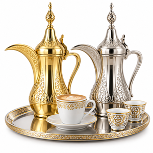 ชุดกาแฟดัลลาห์แบบตะวันออกกลาง ทำจากโลหะสีทองและสีเงิน ทนความร้อน พร้อมถ้วยเซรามิกตกแต่งสวยงาม ถาดรอง ผลิตโดยบริษัทอลาบานซา - Product Image 4