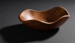 Plato de Madera de Nogal con Borde Ondulado Asimétrico Orgánico, Tazón para Servir de Madera de Mango, Elegante Centro de Mesa - Product Image 2