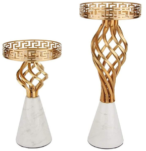 Tiges en fil d'or spiralé sur bases coniques en marbre blanc, disponibles à prix de gros. - Product Image 1