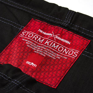 ชุดฝึกซ้อมบราซิลเลียนยิวยิตสู ยูนิเซ็กซ์ ผ้าฝ้าย 100% รับทำโลโก้ตามสั่ง บริการ OEM ชุดศิลปะการต่อสู้สำหรับผู้ใหญ่ ระยะเวลาผลิตตัวอย่าง 7 วัน - Product Image 2