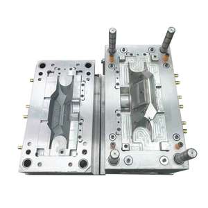 Molde para Componente Frontal de Pecho - Servicio de Plástico OEM/ODM - Product Image 1