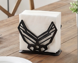Porte-serviettes en métal couleur marron avec un design unique en forme de papillon pour la vaisselle de mariage, l'usage domestique et la cuisine - Product Image 3