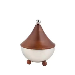 Casserole ronde en bois avec couvercle en acier inoxydable, design chinois traditionnel, durable, lavage à la main uniquement, compatible gaz et induction - Product Image 2