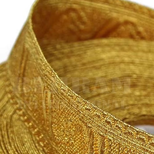 ลวดถักโลหะสีทองคุณภาพสูงแบบ OEM ขนาด 32/35/42/45 มม. / ลูกไม้ถักสำหรับพิธีกรรม / ลูกไม้สีทองสำหรับชุดพิธีกรรมและเครื่องแบบ - Product Image 3
