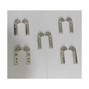 Placas de Bloqueo TPLO Ortopédicas Veterinarias de Acero Inoxidable de Alta Calidad de 2.7mm, Implantes Quirúrgicos e Instrumentos para Cirugía Ósea - Product Image 1