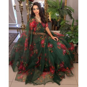 Lehenga Choli de créateur à imprimé floral, coupe trapèze, en mousseline de soie à imprimé floral, taille naturelle, pour tenue de soirée - Product Image 2