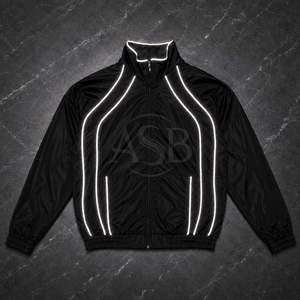 Ensemble survêtement homme coupe-vent léger en nylon avec short et veste réfléchissante noire personnalisée style streetwear - Product Image 3