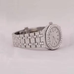 Reloj Automático con Diamantes Moissanite para Hombre y Mujer, Chapado en Blanco, Claridad VVS, Esfera Romana Totalmente Adornada, Correa de Acero Inoxidable y Aleación - Product Image 2