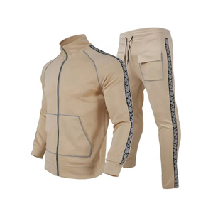 Survêtement de haute qualité avec sweat à capuche et pantalon de survêtement cargo fuselé avec manches imprimées à rayures-noir délavé - Product Image 3