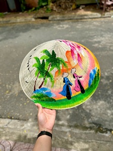 Sombreros de Bambú Cónicos Pintados a Mano con Símbolos Tradicionales de Vietnam, Diseño Personalizado, Sombrero de Hojas de Palma de Vietnam para Recuerdo y Decoración - Product Image 4