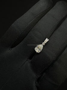 เครื่องประดับที่สวยงามหยดน้ำตาสร้อยคอลูกแพร์ตัดเพชร VVS Moissanite ชุดฮาโลทุกวันของขวัญแต่งงาน - Product Image 5