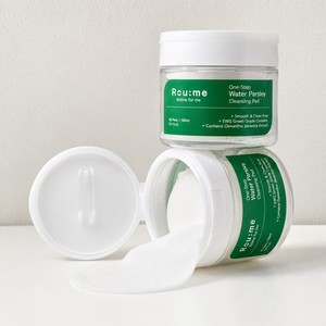 Lingettes démaquillantes Roumi Korean One-Step Minari Cleansing Pad 190ml x 60 feuilles Fabriqué en Corée grand format - Product Image 1