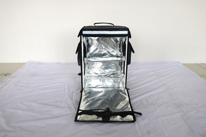 Sac à dos isotherme imperméable noir personnalisé pour les sacs de livraison et de plats à emporter - Product Image 4