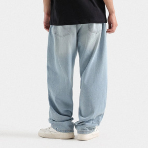 Jeans Anchos de Mezclilla para Hombre, Estilo Vintage, Corte Holgado, de Alta Calidad, para un Look Moderno y a la Moda - Product Image 3