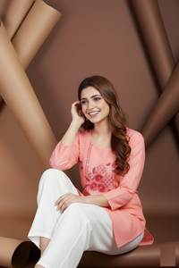 Túnica informal de mezcla de algodón para mujer, con bordado a mano, cuello redondo, manga tres cuartos, totalmente cosida. - Product Image 6