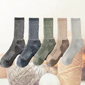 High Performance Spandex/Polyester Anti-Bacterial Men's <b>Winter</b> Hiking <b>Socks</b> <b>Thick</b> Cushion OEM ODM Private Label - Product Image 1