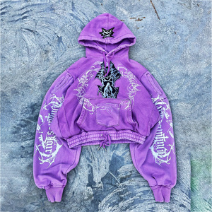 Sudadera con Capucha Corta Estampada Gótica Morada, Oversize, Unisex, de Algodón French Terry, Estilo Urbano, con Bolsillo y Diseño con Capucha - Product Image 1