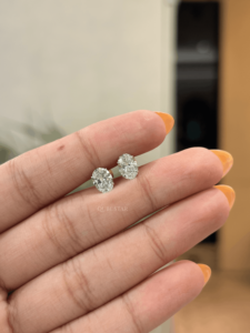 Atemporales Pendientes de Diamante Solitario Ovalado de 1.489 ct, Oro Real de 18 Quilates, Engaste de Cuatro Puntas, Joyería Fina Minimalista de Lujo para Mujer - Product Image 1