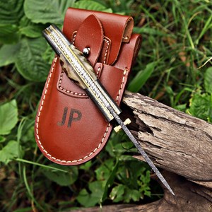 Couteau de poche pliant artisanal en acier de Damas UA Supplies, couteau de chasse à verrouillage Liner Lock, manche en corne de bélier, pointe clip, qualité industrielle - Product Image 6