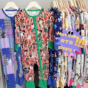 Kotak Misteri Piyama Bambu Siap Kirim, Piyama Bayi Motif Karakter, Piyama Bayi Berkaki Resleting - Product Image 4