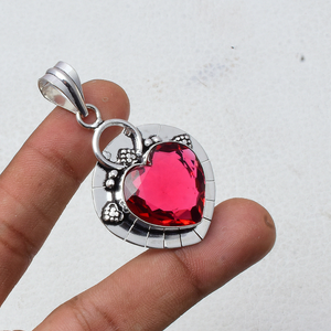 Pendentif en grenat rouge en forme de cœur, collier en argent 925 fait main avec pierres précieuses, cadeau pour elle - Product Image 2
