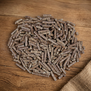 Granulés de bois écologiques Premium NAVYA AGRO INDUSTRIES, 100% bois, biocarburants, sciure de bois, bâtonnets de biomasse, 2% de cendres, 5% d'humidité, 550kg/m - Product Image 2