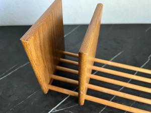 Support à livres en bois de chêne de style Mid-Century, étagère à livres coulissante vintage, support de rangement de bureau, étagère de bureau - Product Image 4