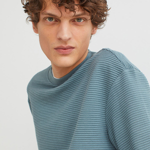 Sudaderas Lisas Casuales de Alta Gama a Bajo Precio para Hombre, Cuello Redondo, Algodón/Poliéster, Venta al Por Mayor para Reventa, Logotipo Personalizado - Product Image 4