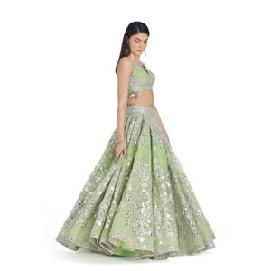 Lehenga choli ทำงานปักด้ายสวยงามชุดดีไซน์เนอร์สำหรับใส่ไปงานปาร์ตี้ - Product Image 1