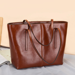 travel shoulder <b>bag</b> with durable construction and flexible storage capacity shoulder <b>bag</b> with compact design - Product Image 6