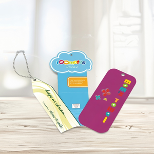 Étiquettes suspendues en papier personnalisables Disha Communications pour présentation de vêtements, utilisation intérieure/extérieure - Product Image 2