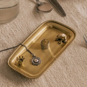 Bandeja de Lujo Dorada para Adornos de Animales – Soporte Decorativo para Joyas con Patas de Pato, Corona de Rana y Perro, para Decoración del Hogar y Regalos - Product Image 1
