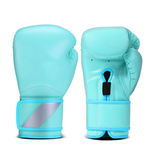 Gants de sparring MMA personnalisés avec logo imprimé pour enfants et adultes, équipement d'entraînement de boxe et de kickboxing, design durable et personnalisé - Product Image 5