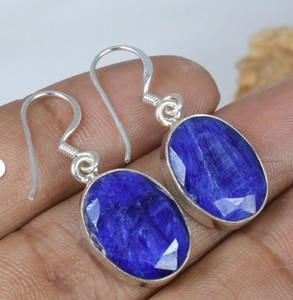 Boucles d'oreilles pendantes ovales facettées faites à la main en saphir bleu naturel de luxe pour femmes, en argent sterling 925, style vintage, vente en gros - Product Image 6