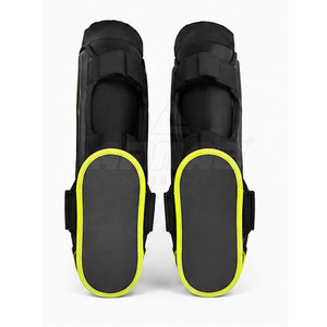 Protège-tibias d'entraînement de boxe avec rembourrage renforcé et protection de haute qualité pour une pratique régulière - Product Image 4