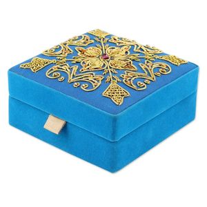 Vintage Green Embroidered Floral Jewelry <b>Box</b> with Tassel Closure Rectangle Shape - Product Image 4
