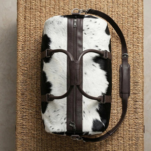 Bolsas de Viaje de Cuero Vacuno OEM, Proveedor Mayorista, Hechas a Mano, Ligeras, de 30-40L, Calidad de Exportación - Product Image 2