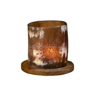 เชิงเทียนทำมือรูปเขาควายสำหรับตกแต่งบ้านและคริสต์มาสทำในอินเดีย - Product Image 1