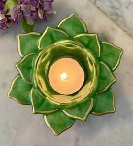 Venta al por mayor: Nuevo candelabro de cristal de amatista natural curativa, vela de piedra en bruto, artesanía decorativa para el hogar - Product Image 4